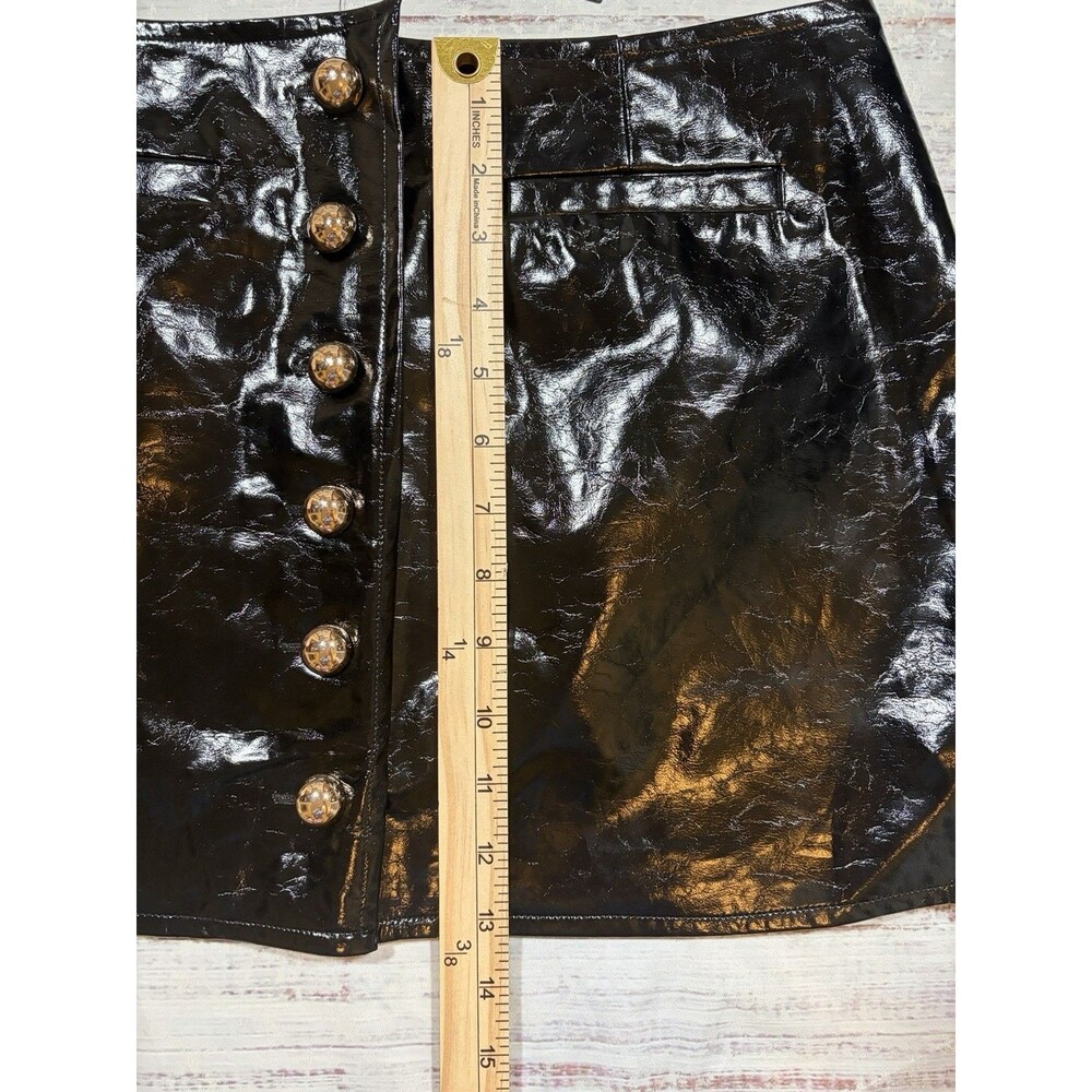 NWT! Lulus Women Black Faux Leather Skirt M With Chunky Gold Buttons Full Close - Picture 3 of 6